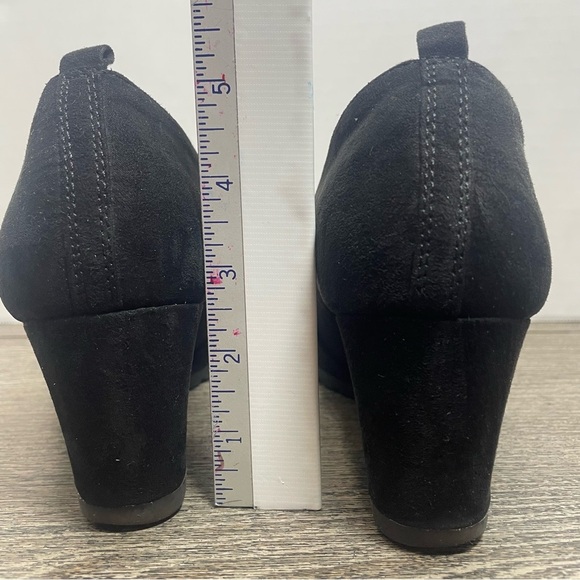 Bandolino Black Wedge Ankle Boots suede. 8M women’s. Shoe. Pre-owned - Picture 5 of 9